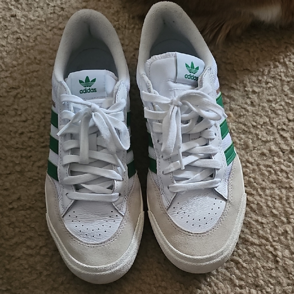 Adidas Classic White and Green Sneakers
